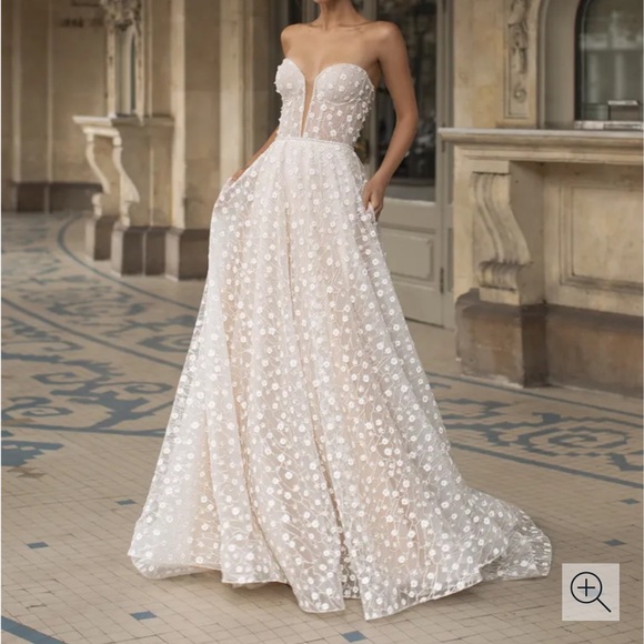 Hopkins by Pronovias - Picture 4 of 6